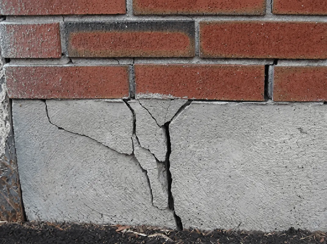 Concrete foundation with serious structural damage in Nashua, NH